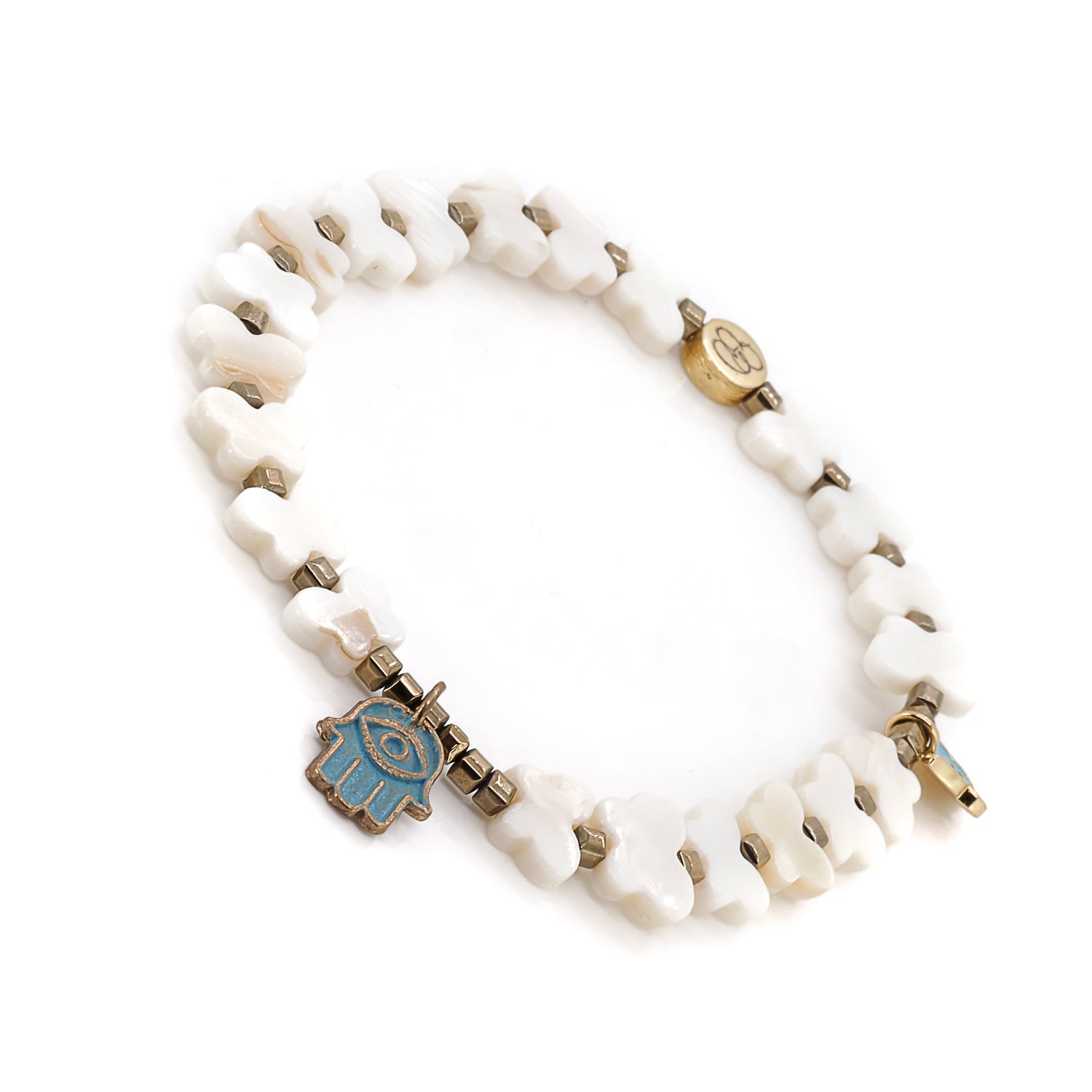 Feminine anklet with pearl butterfly beads and 18K gold plated accents.