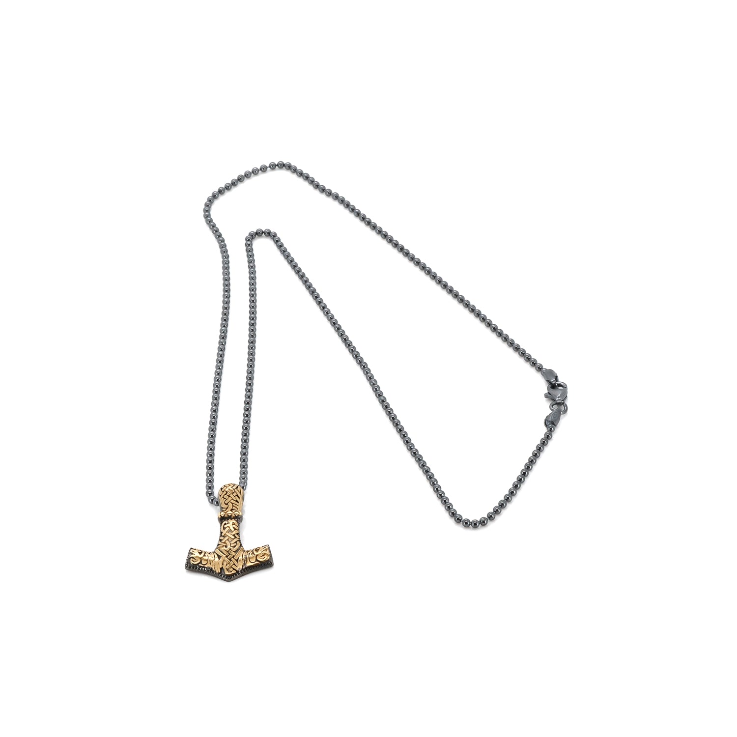 Craftsmanship in focus: Handmade USA Pendant with meticulous detail