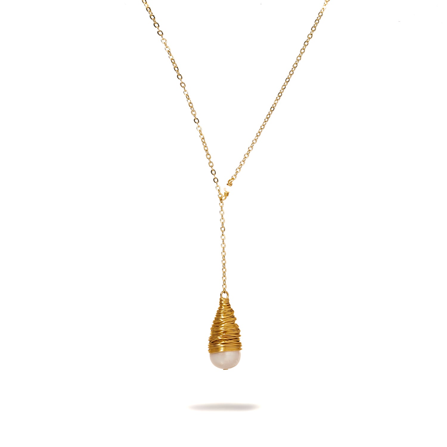 18K Gold-Plated Necklace with Baroque Pearl Drop Pendant for Timeless Elegance and Sophistication