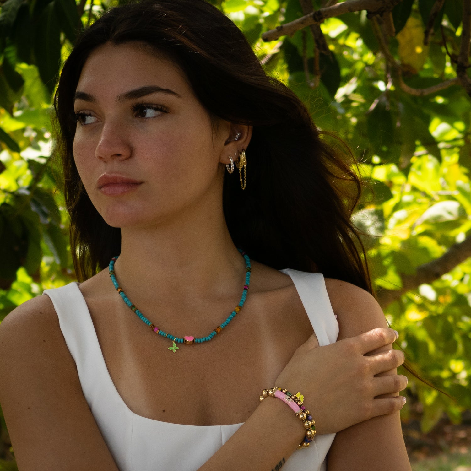 Delicate stretch bracelet with pink evil eye charm for protection and positivity