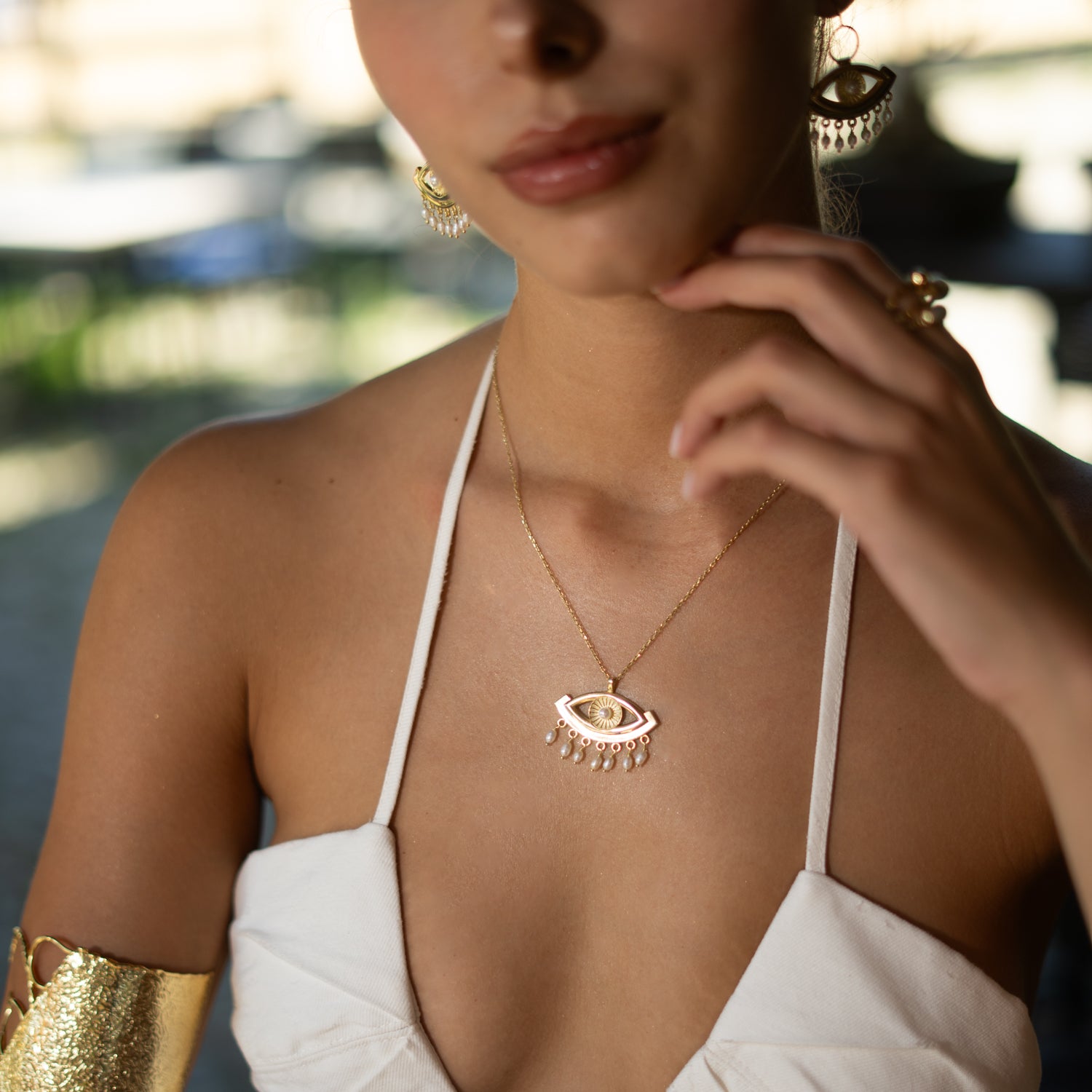 Cleopatra’s Mystic Pearl Eye Gold Necklace