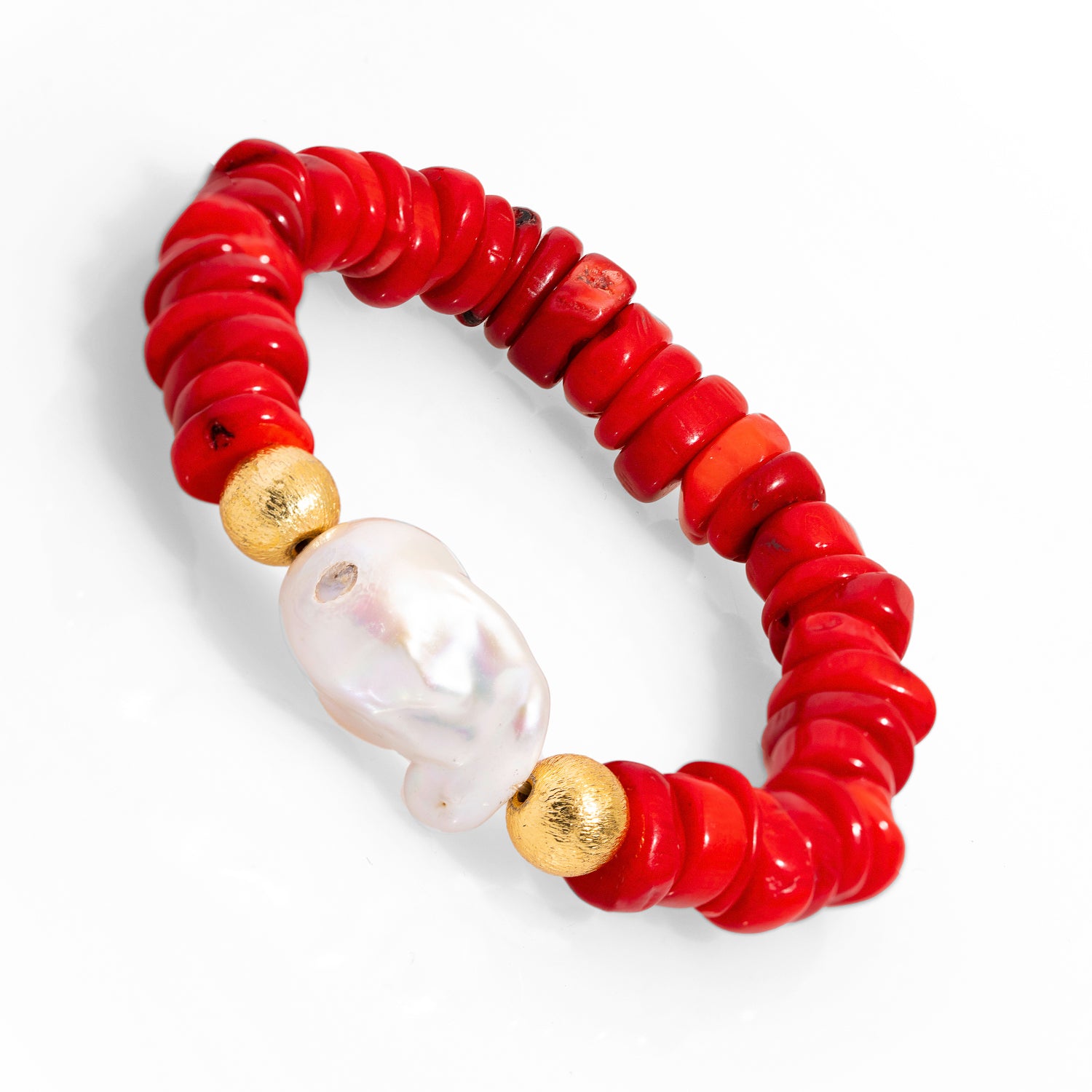 Coral and Pearl Beaded Bracelet with Gold-Plated Beads for Vibrancy and Sophistication