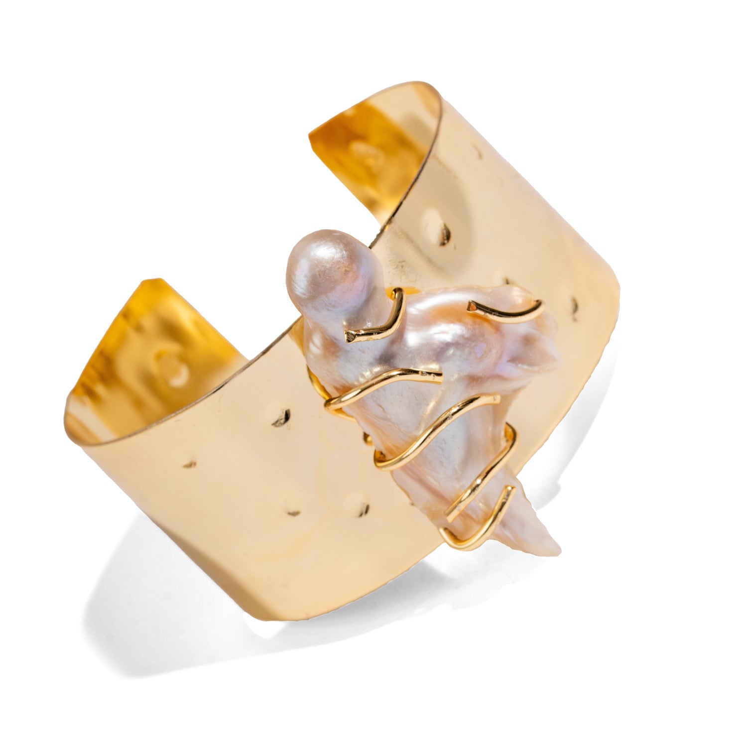 Divine Aura Baroque Pearl Cuff Bracelet