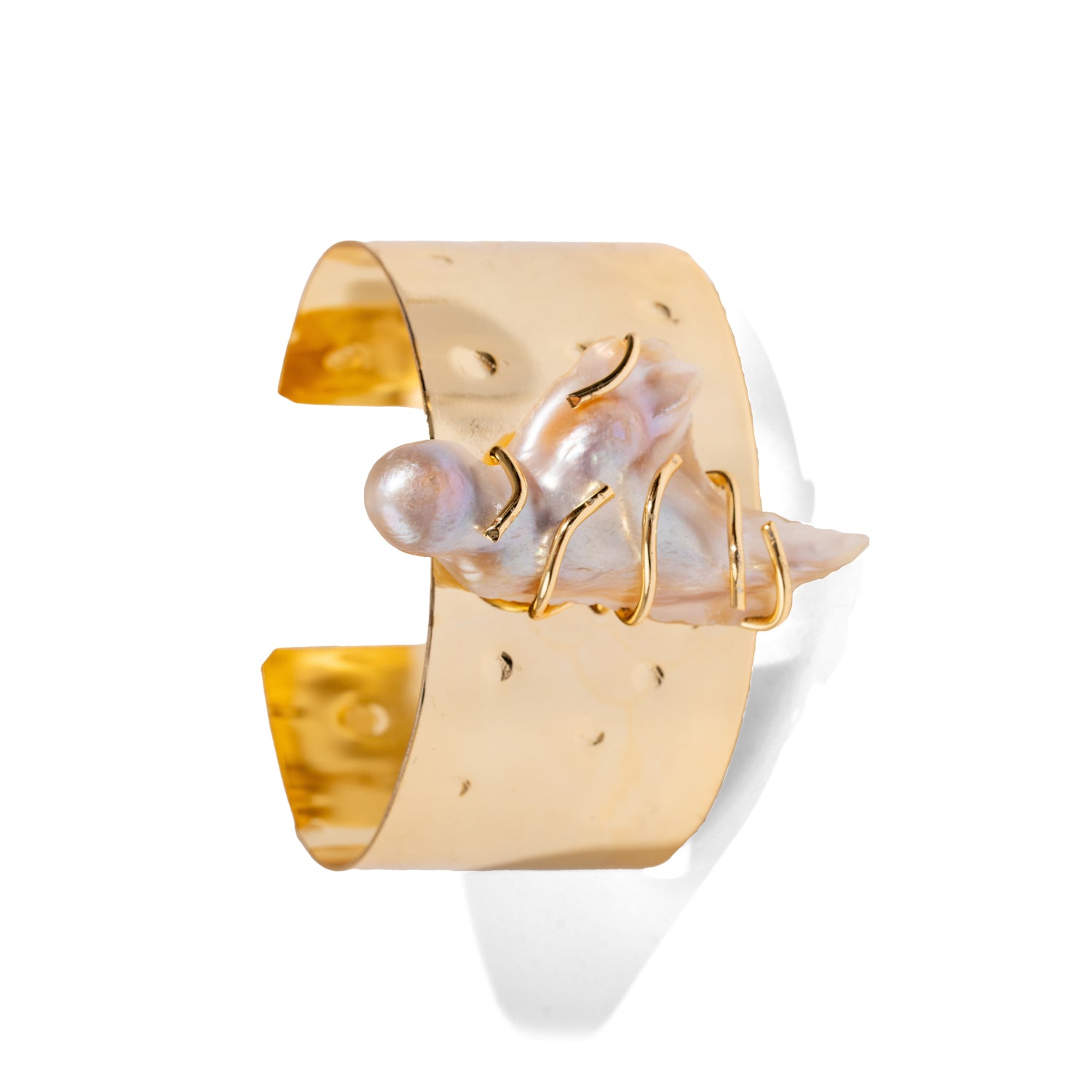 Divine Aura Baroque Pearl Cuff Bracelet