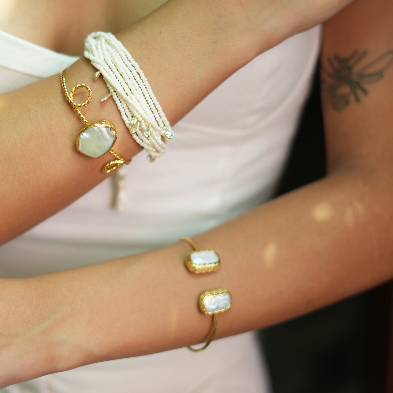 Handmade 24K Gold Bracelet with Double Pearl Stones for a Unique and Luxurious Look
