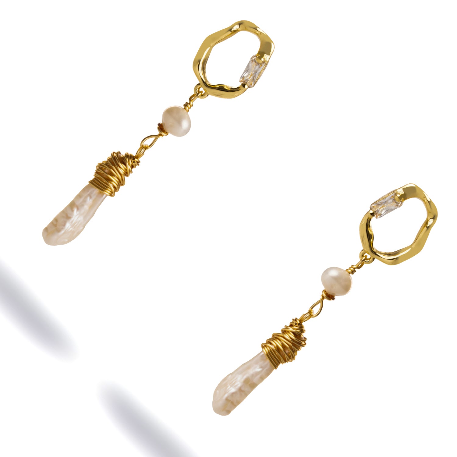 Elegant Gold & Diamond Stud Earrings with Pearl Drop for Comfortable All-Day Wear