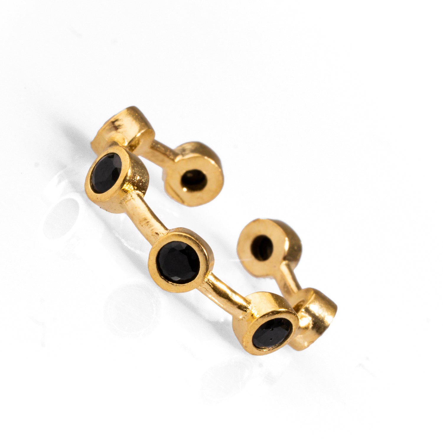 "24k Gold-Plated Onyx Ring - Sleek Minimalist Design with Round Black Stones"