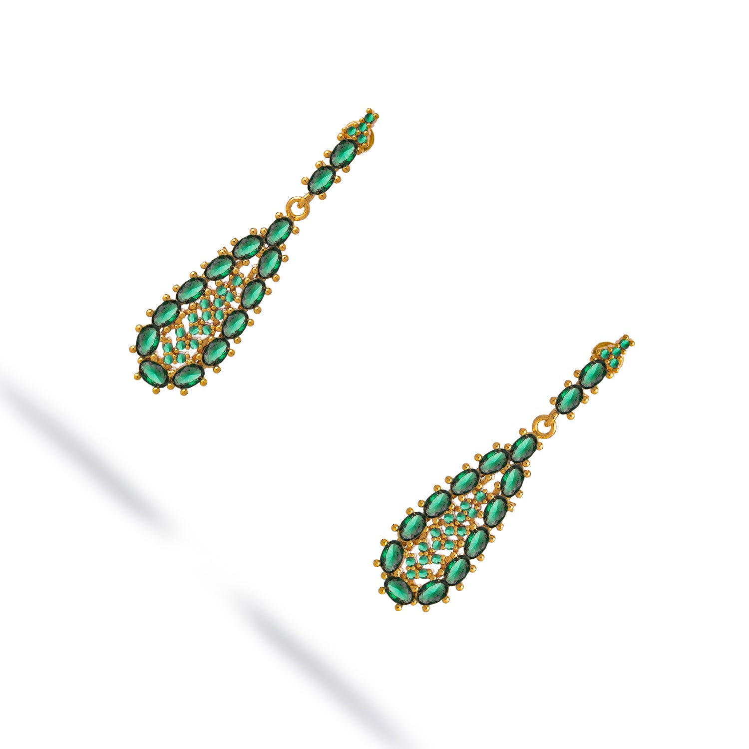 Queen’s Grace Emerald Drop Earrings
