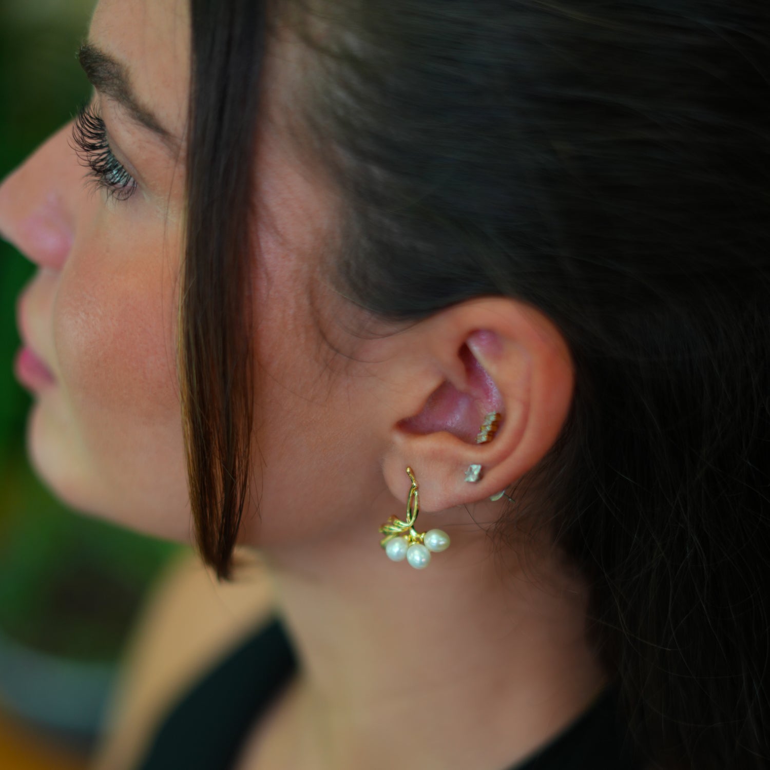 Delicate 18K Gold Leafy Branch Earrings with Pearls for a Sophisticated Bridal Look