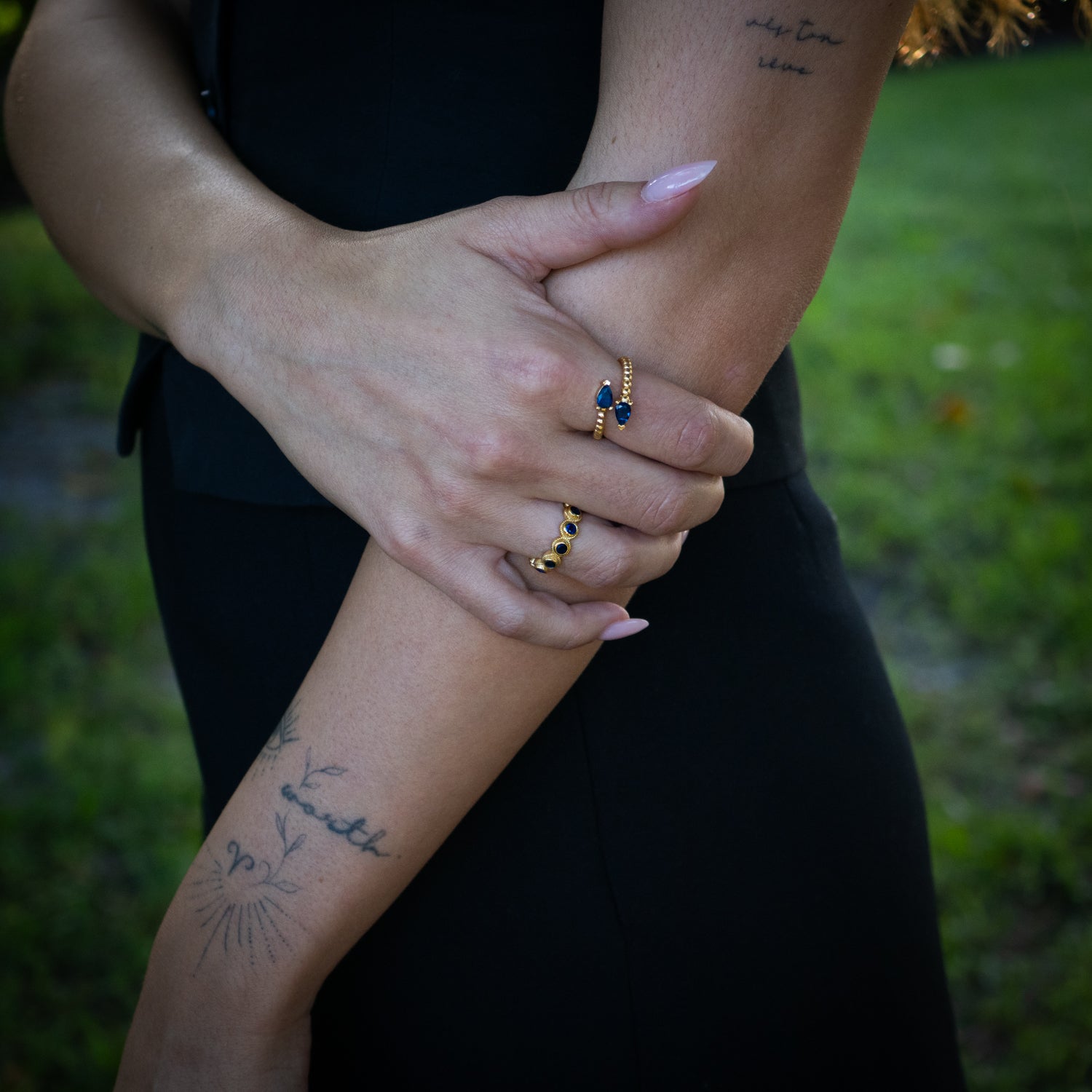 Sapphire Teardrop Glow Gold Adjustable Ring