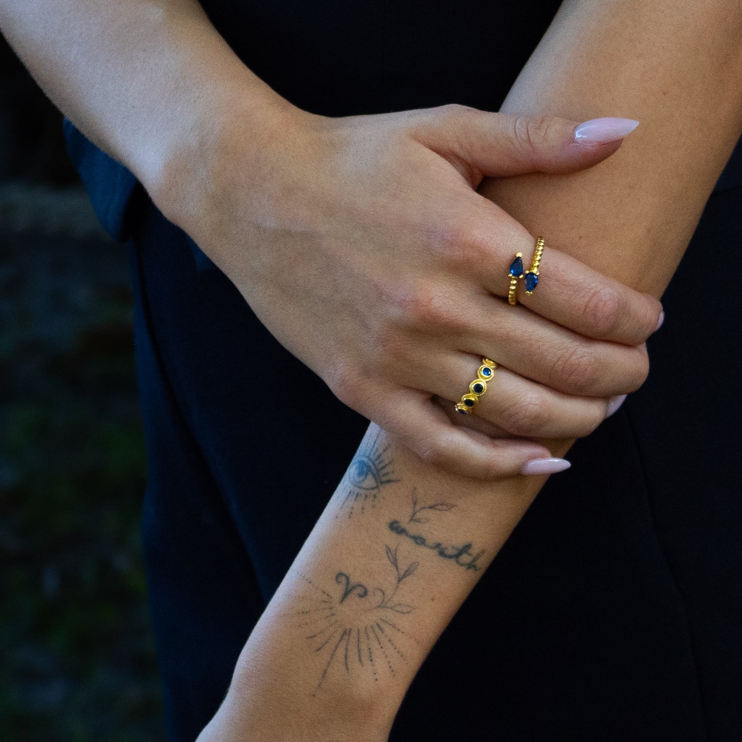 Sapphire Teardrop Glow Gold Adjustable Ring