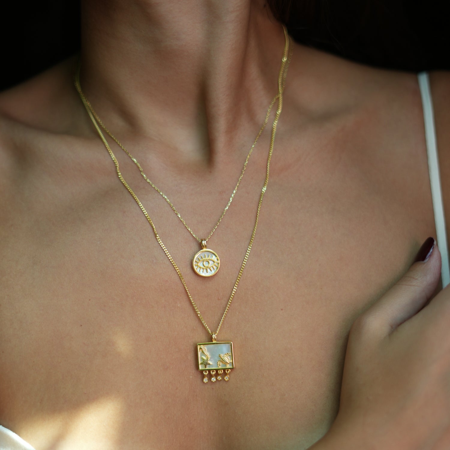 18K Gold-Plated Necklace with Turtle, Seahorse, and Starfish on Pearl for Spiritual Ocean Energy