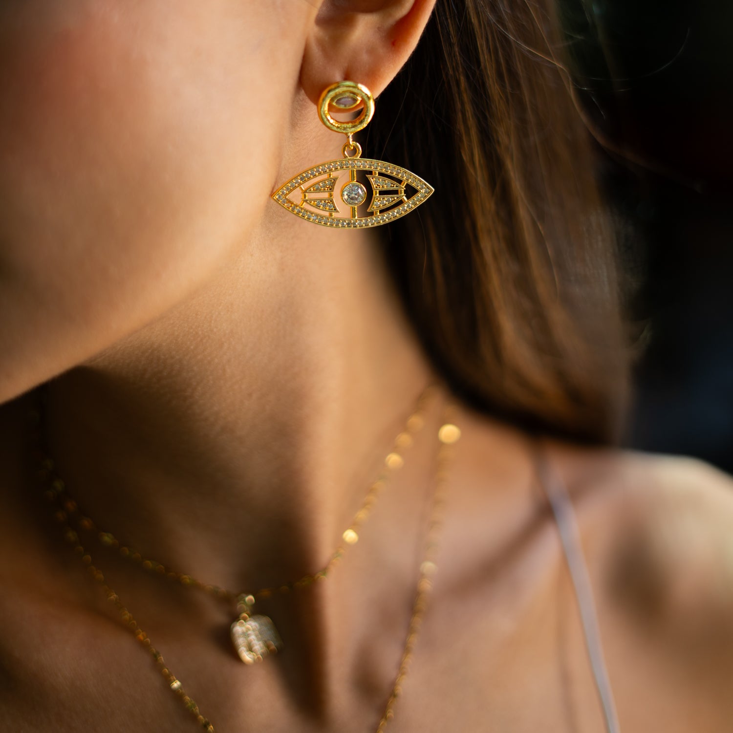 Timeless Horizon Eye Gold Earrings