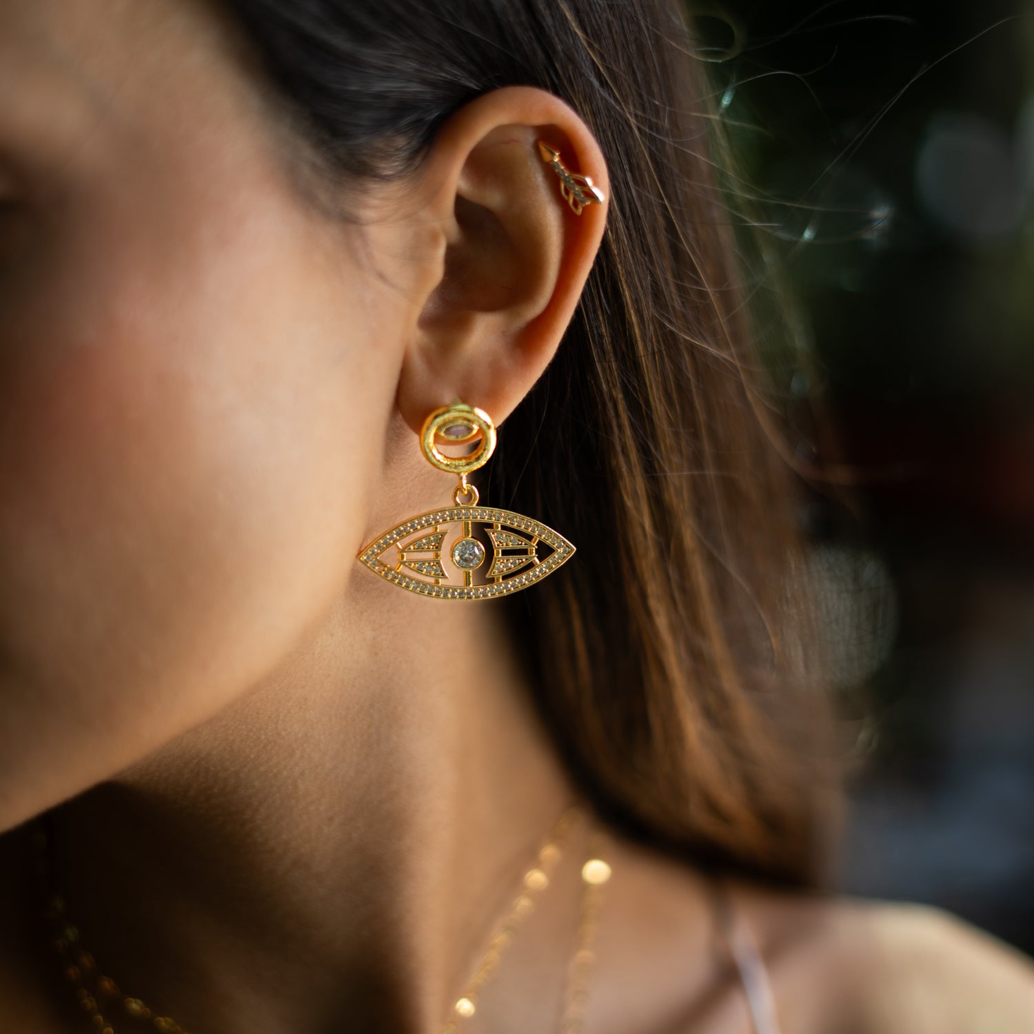 Timeless Horizon Eye Gold Earrings