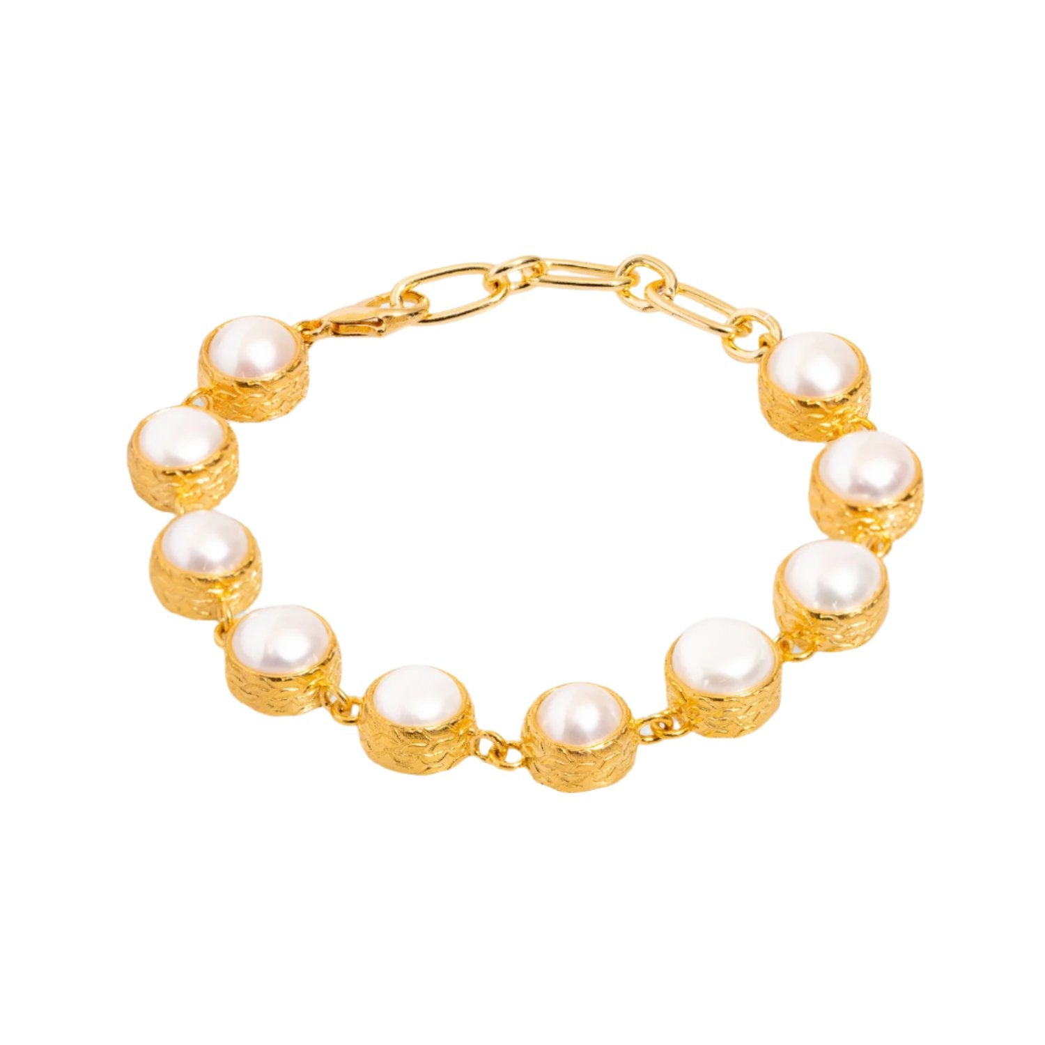 Elegant vintage-style tennis bracelet featuring 24k gold-plated settings with round pearl stones, offering a timeless and sophisticated charm.