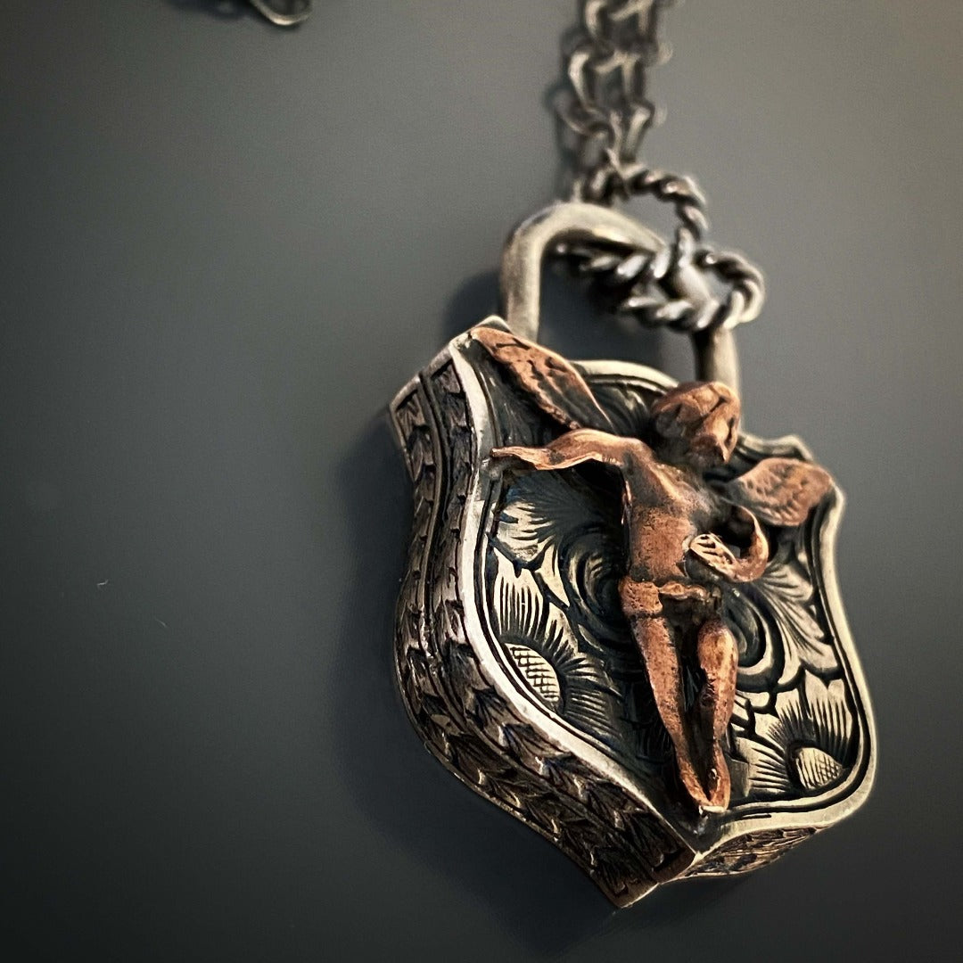 925 Silver Rhodium Plated Chain: High-Quality Craftsmanship of the Angel Lock Necklace