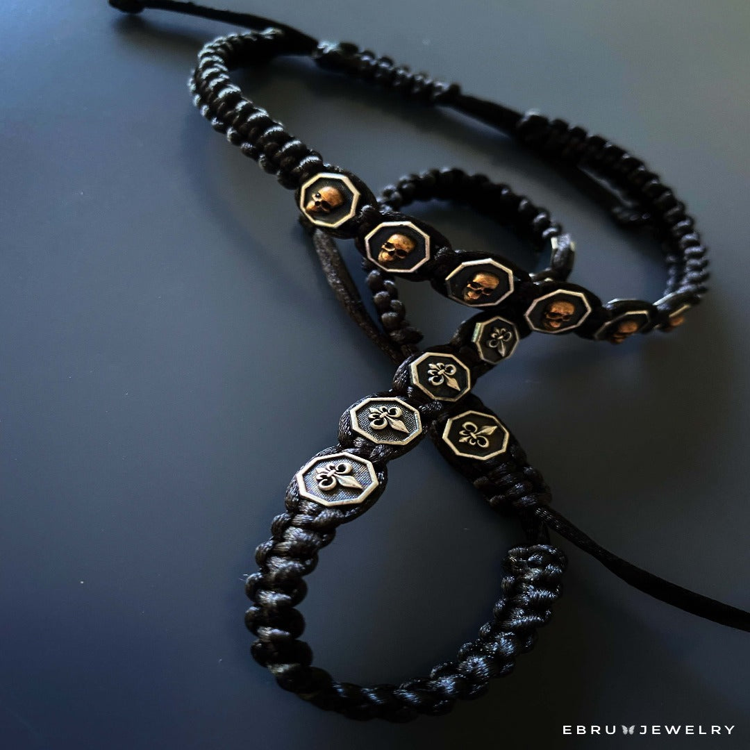 Black Skull Men Woven Bracelet with adjustable size for a perfect fit