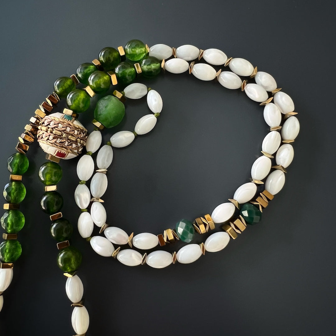 Unique and Meaningful - The Angel Pendant Necklace Embodies the Essence of Divine Protection.