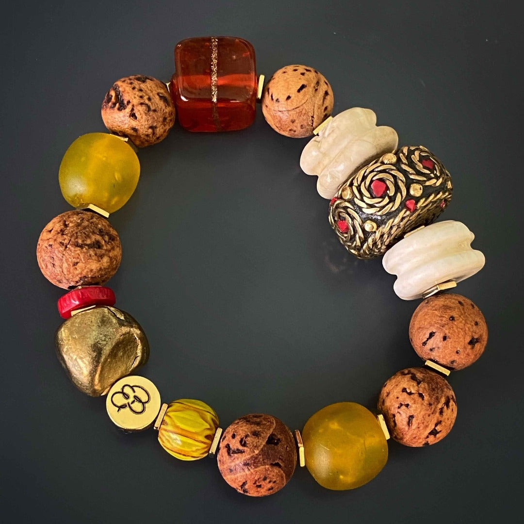 Explore the bohemian flair of the Vintage Style Bohemian Bracelet, a testament to the free-spirited nature of vintage fashion.