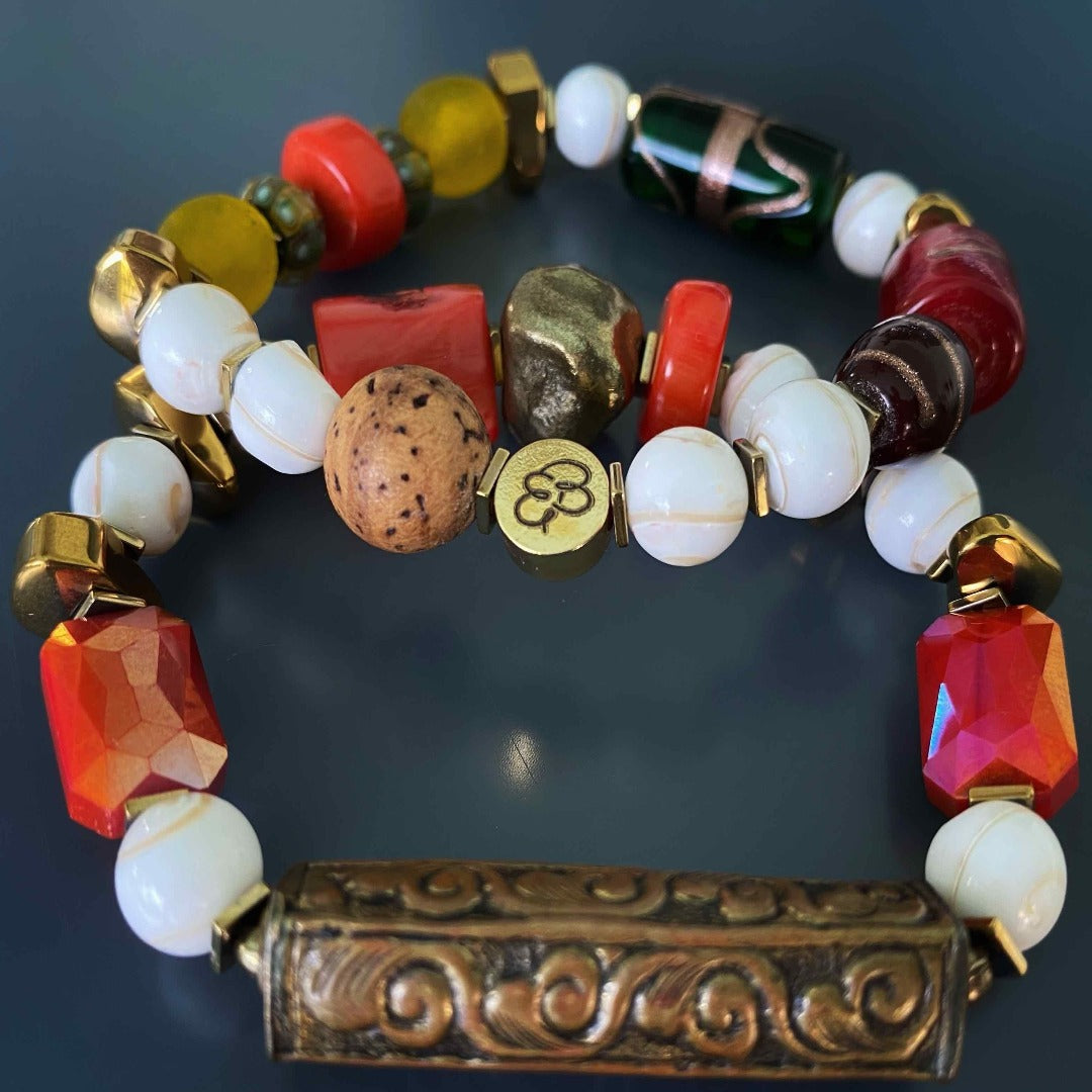Experience the harmonious blend of cultural traditions with the Vintage Style Tibetan Bracelet Set, a collection that tells a story through its design.