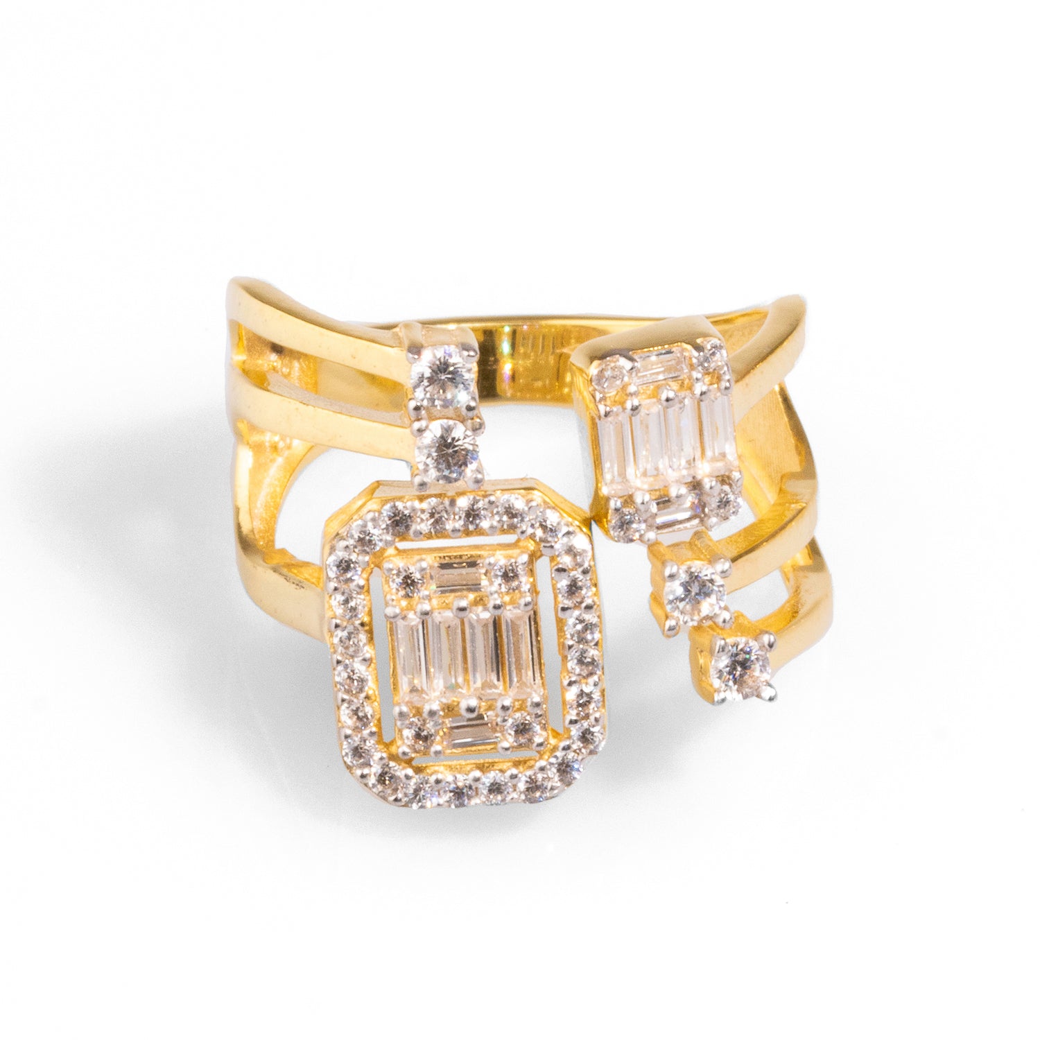 18K gold-plated fashion ring with CZ baguette diamonds, adjustable from size 5&#39;&#39; to 7&#39;&#39;.