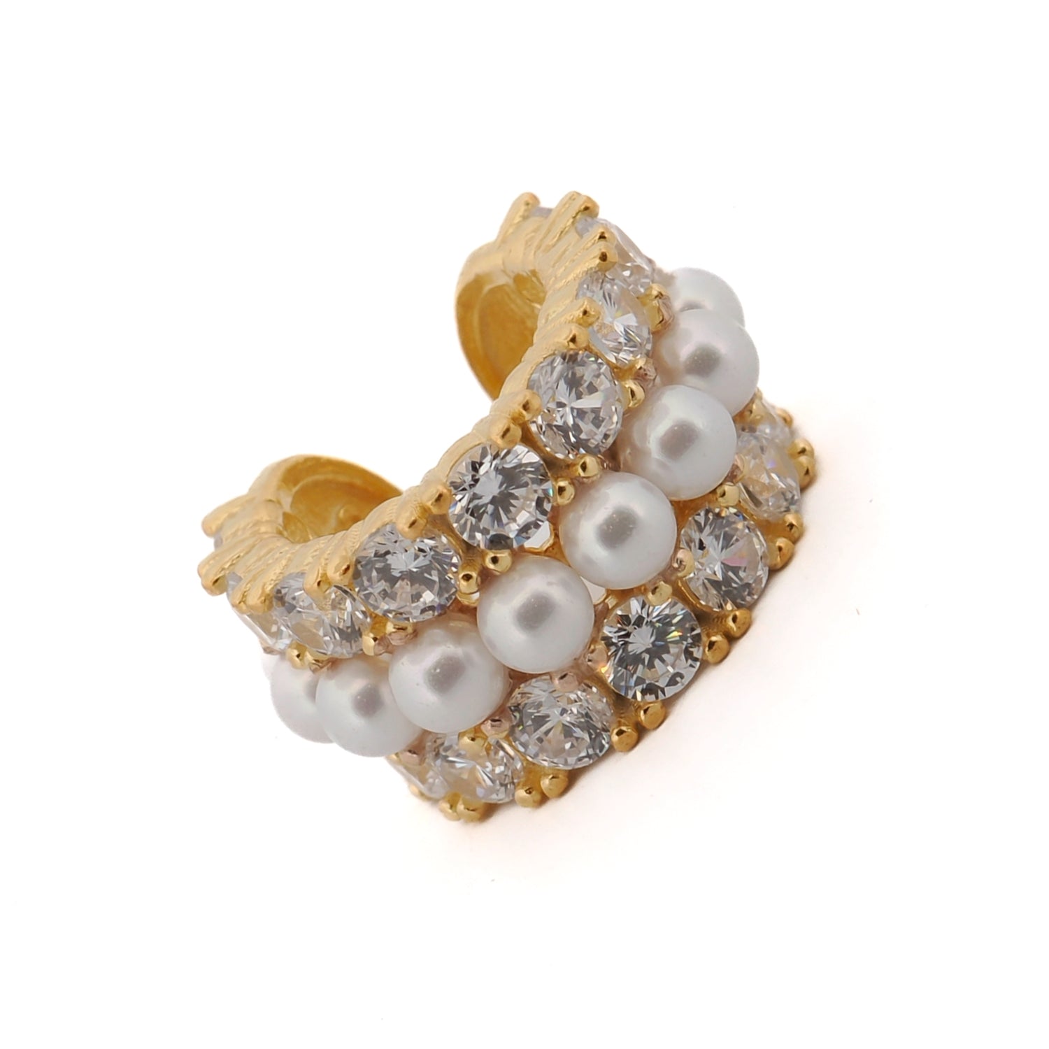 Adjustable gold vermeil cuff earring featuring elegant pearls and sparkling diamonds for a sophisticated look