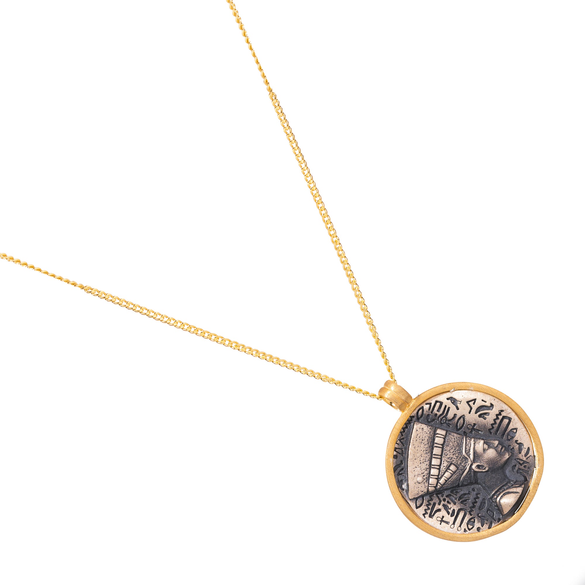 Gold-plated sterling silver necklace with a round pendant featuring Queen Nefertiti, a symbol of beauty and strength from ancient Egypt.