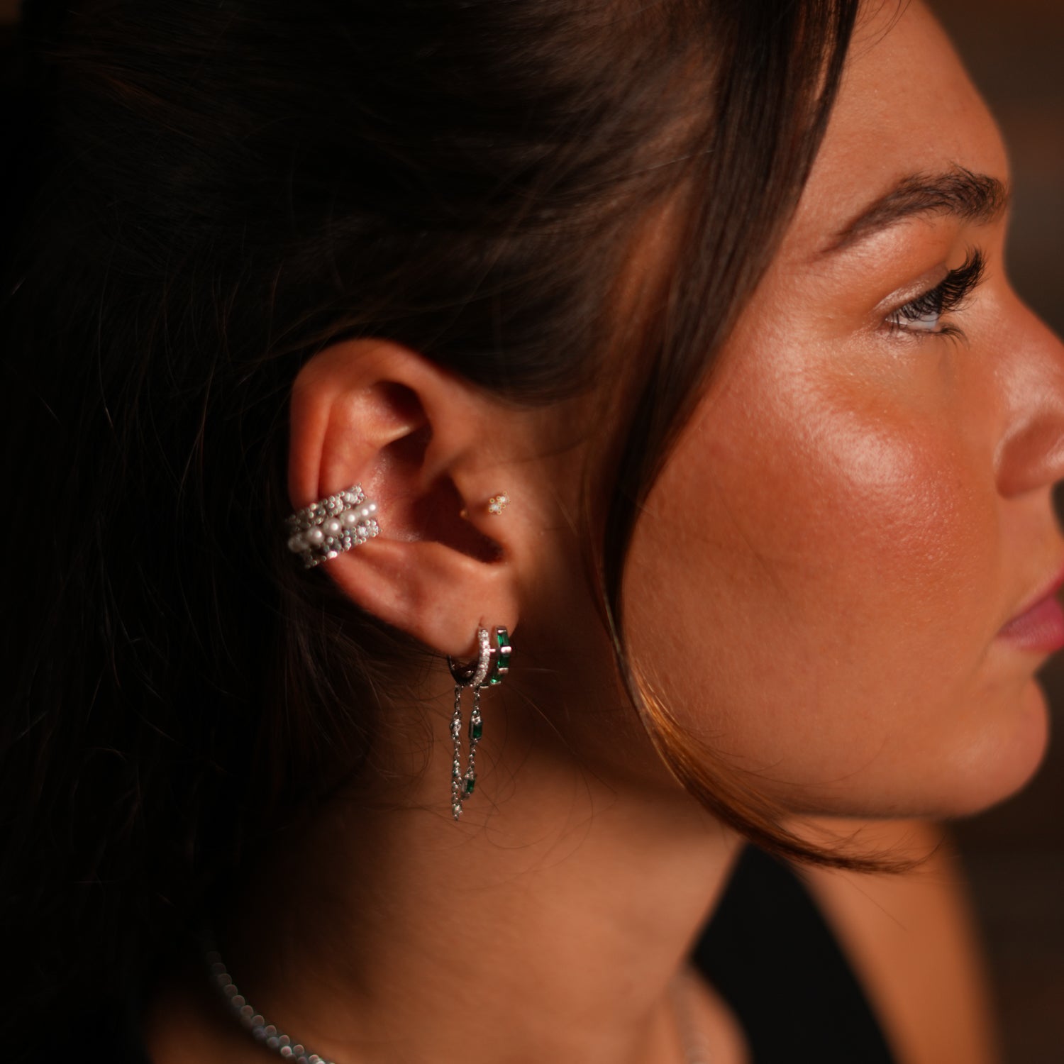 Timeless Emerald and Diamond Drop Earrings for the Regal Woman

