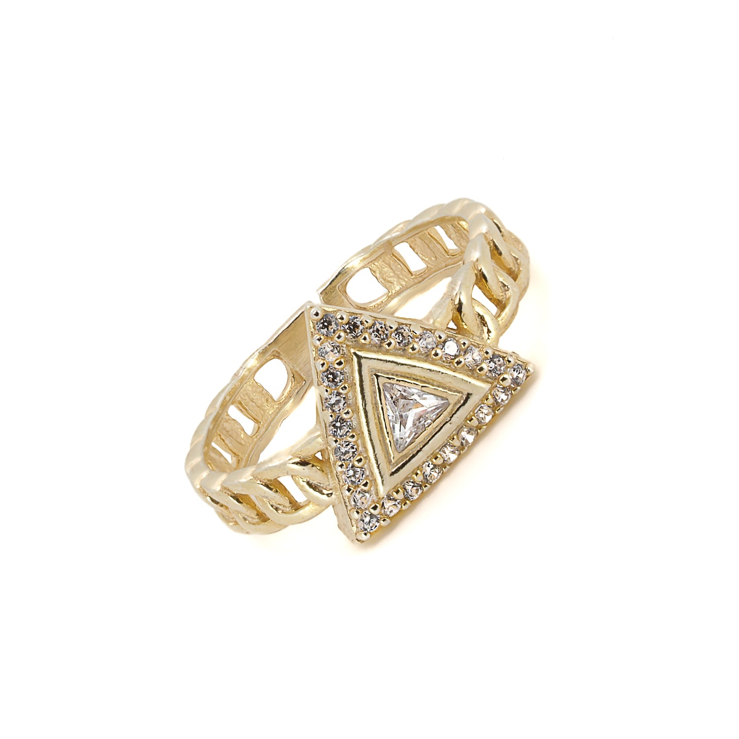 Capture the allure of timeless elegance with the Gold Vermeil Diamond Ring.