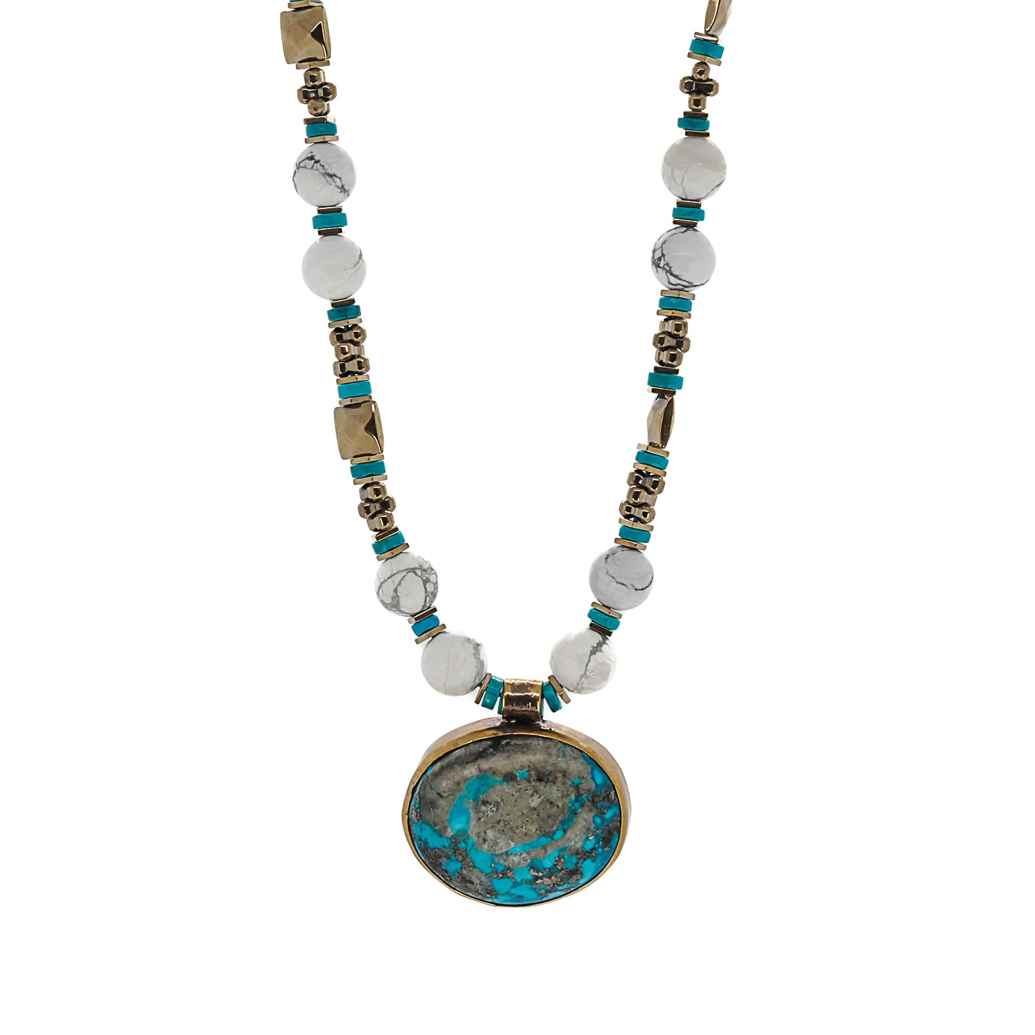 Elegant vintage-style necklace featuring a turquoise pendant and white Howlite stones, designed for inner calm and balance