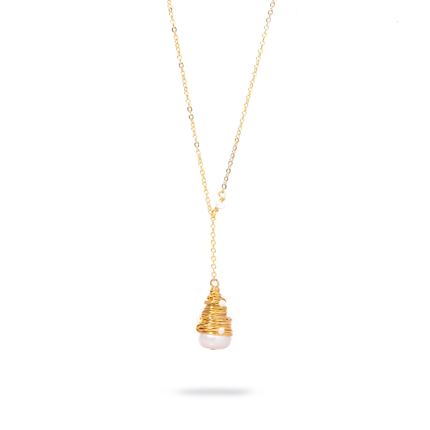 Baroque Pearl Teardrop &amp; Gold Pendant Chain Necklace