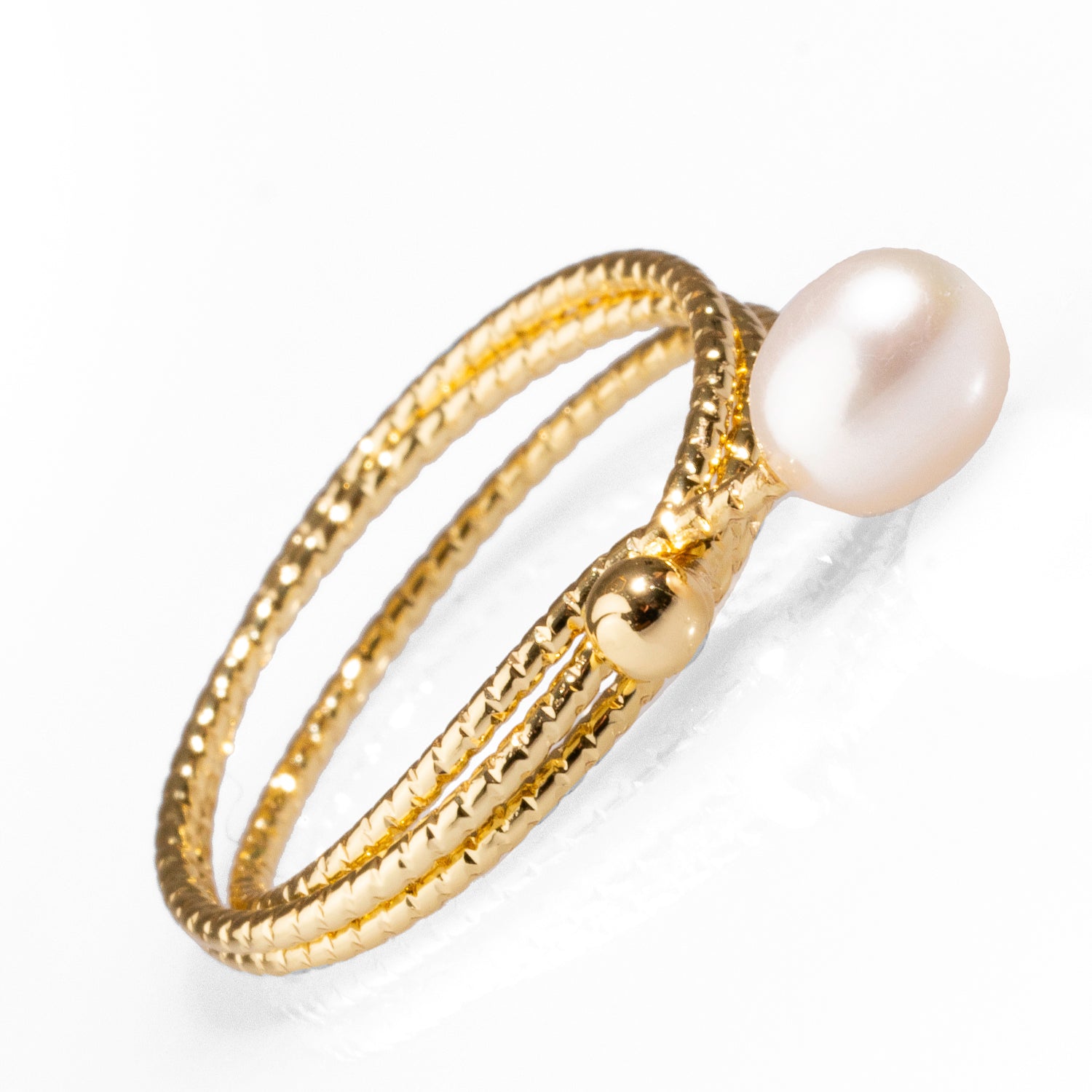 Minimalist Pearl &amp; Gold Elegant Cocktail Ring