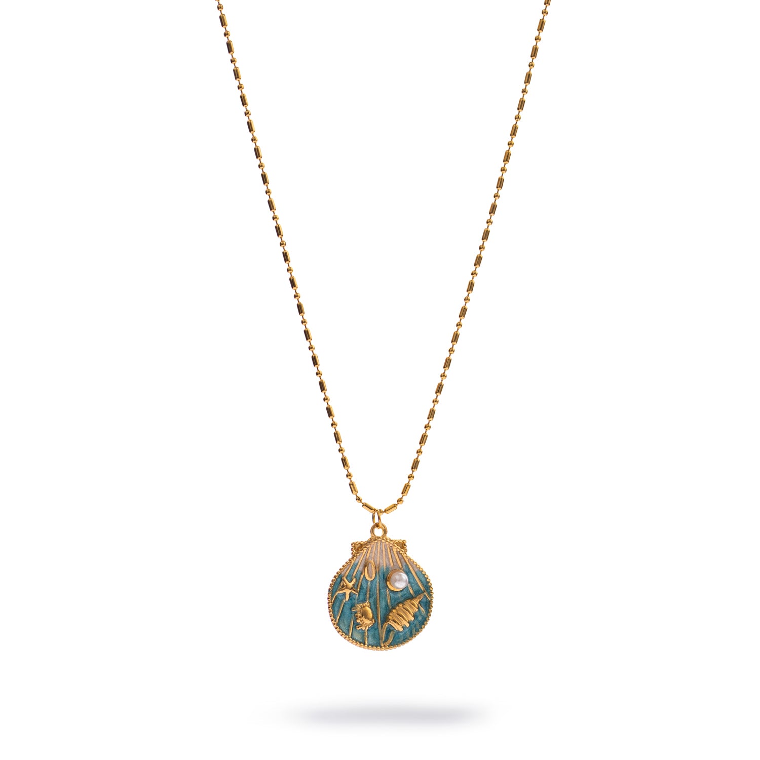 Gold-plated stainless steel necklace with pearl and ocean detail
