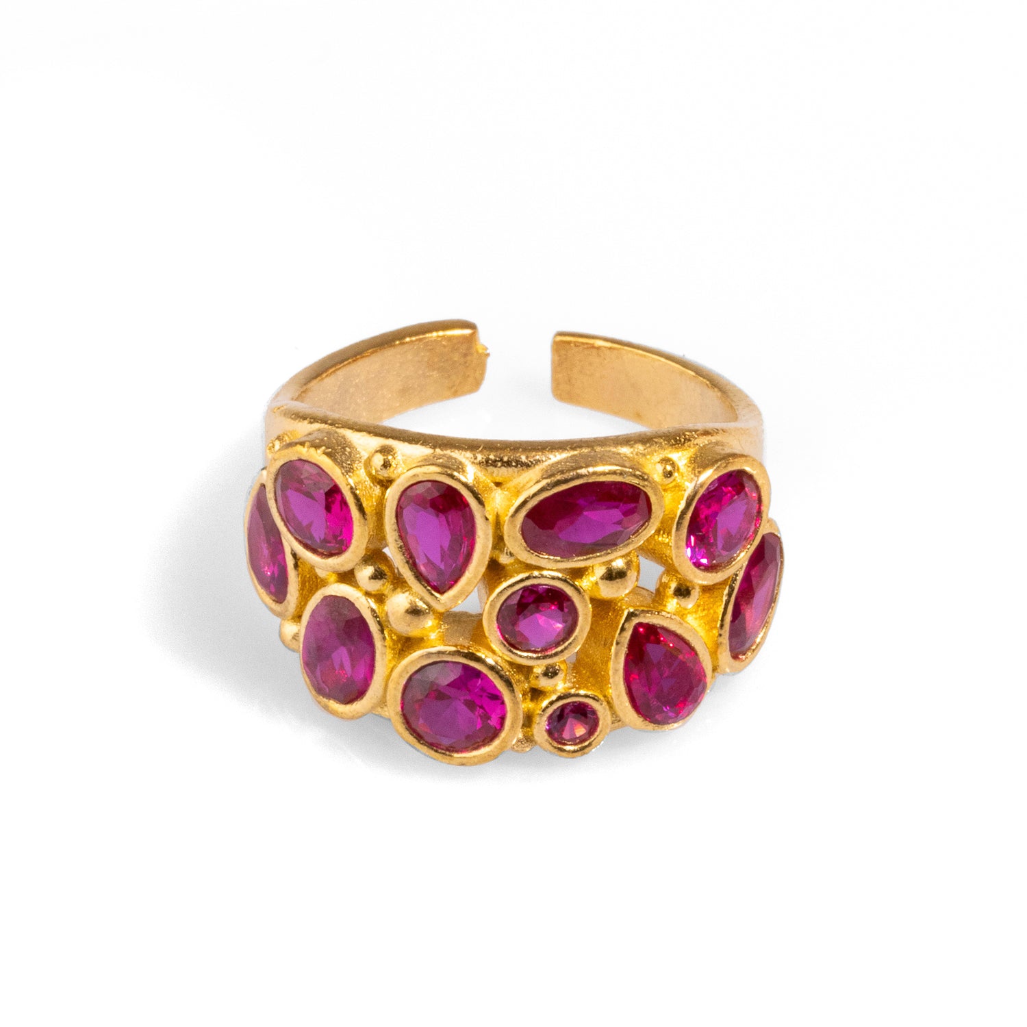 Elegant 24k gold-plated ring featuring teardrop-shaped ruby stones, with an adjustable band for a perfect fit and versatile wear.
