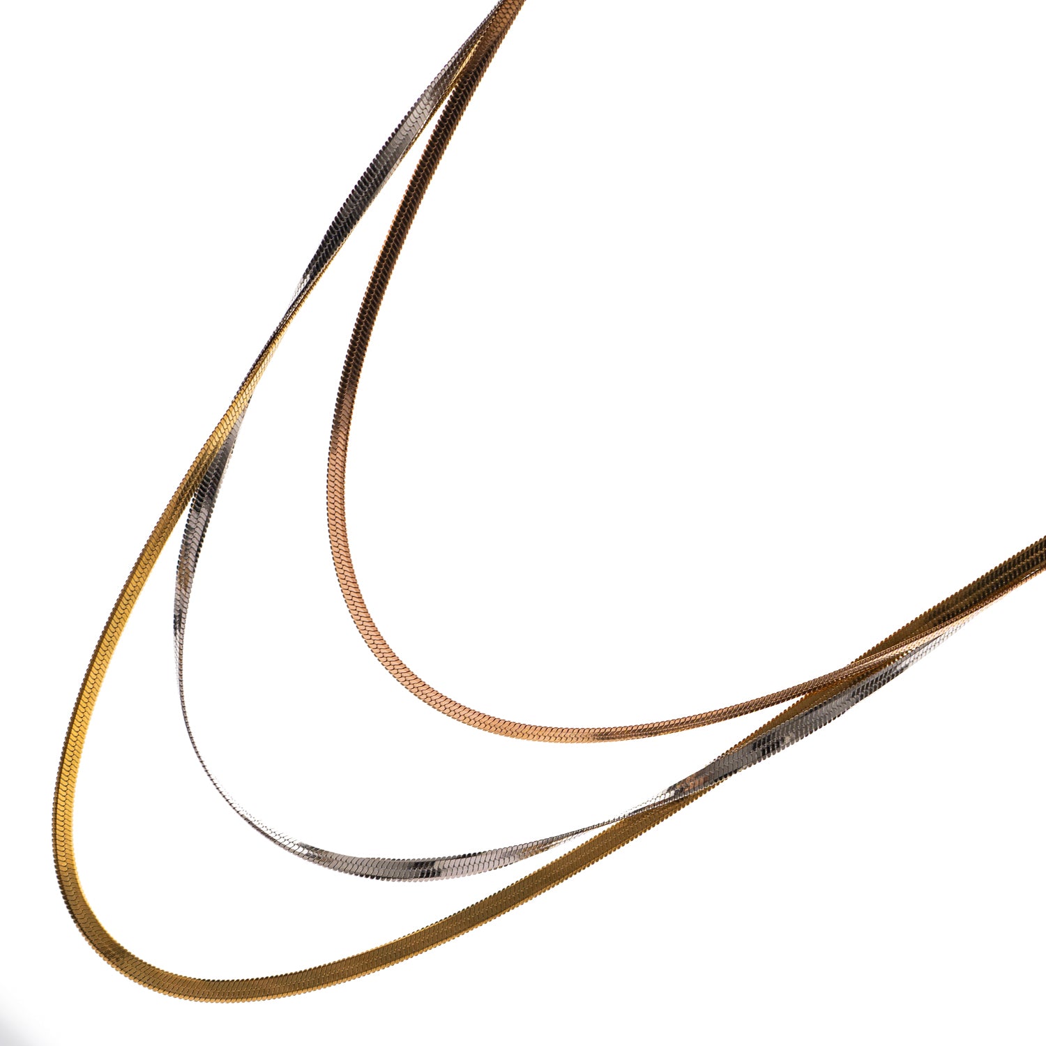 Durable, lightweight necklace with three-tone Italian chain layers