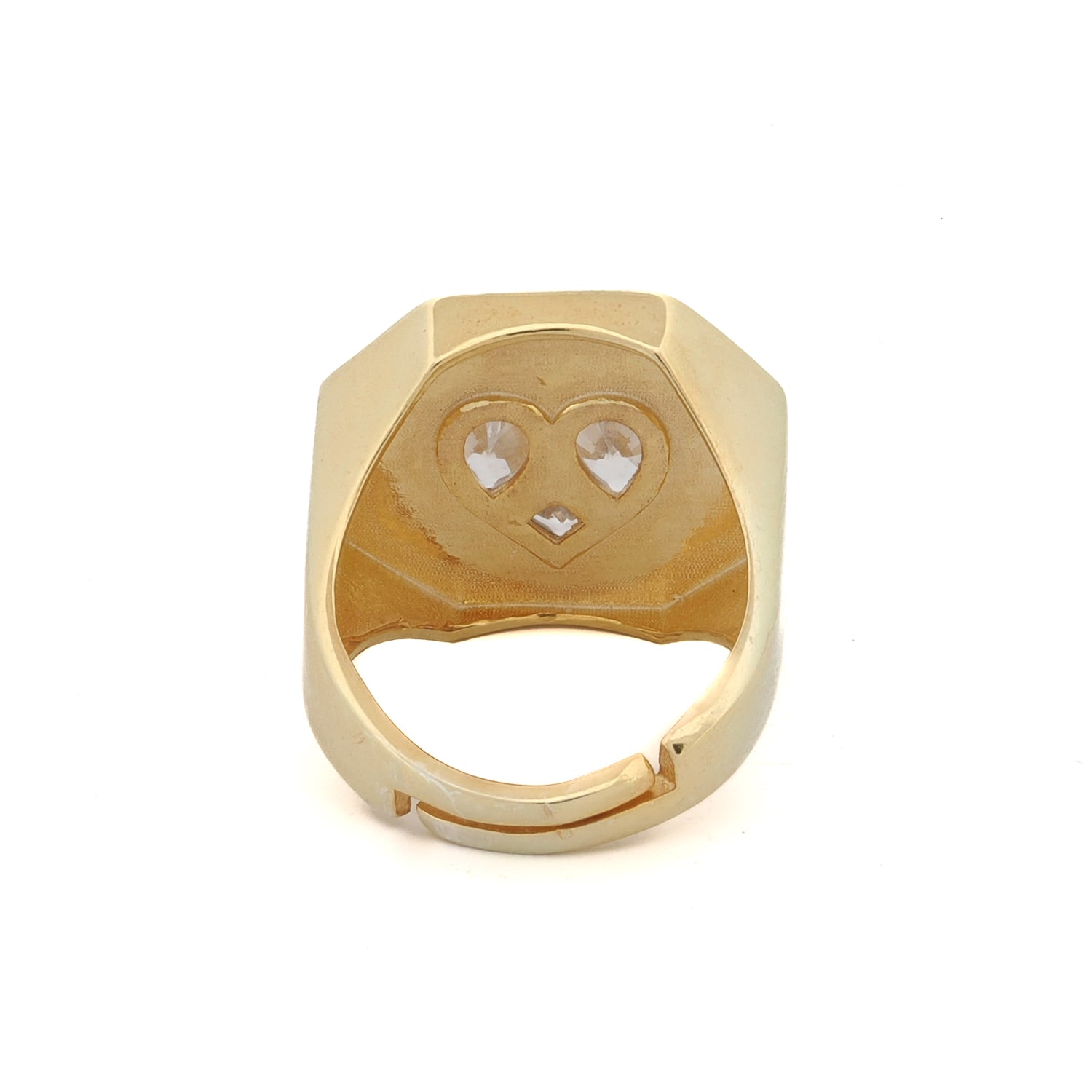 14K gold-plated sterling silver ring with white enamel and a dazzling heart-shaped Cubic Zirconia diamond centerpiece.