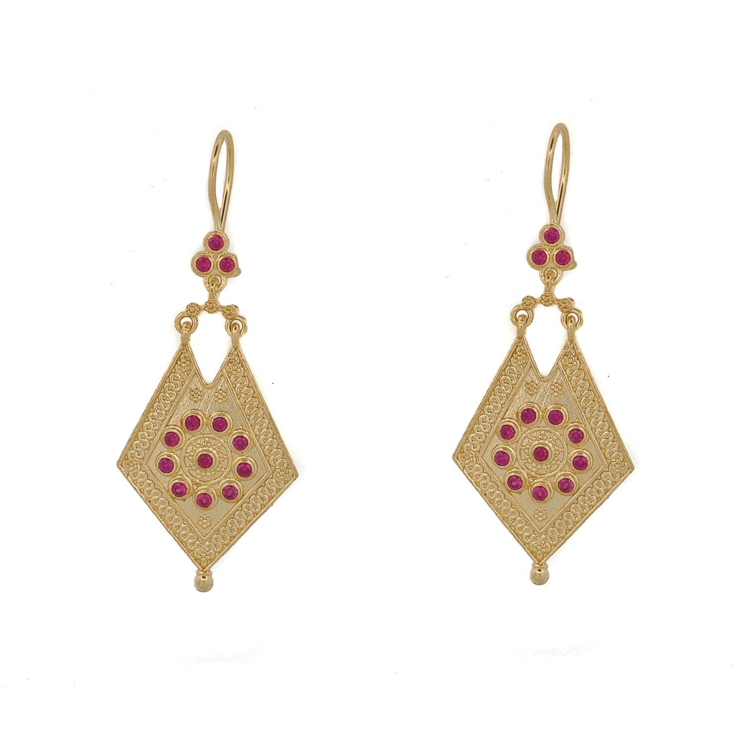 Exquisite 18k gold-plated dangle earrings featuring intricate gold accents and vibrant ruby stones for a vintage-inspired design.