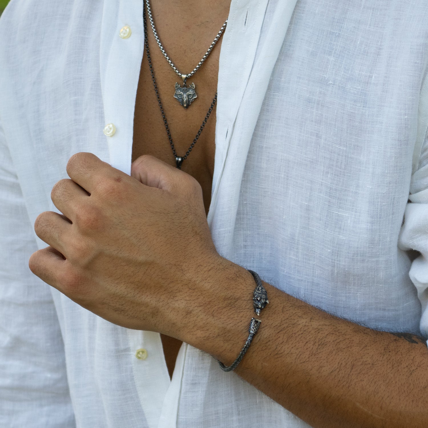 Wolf Fang Men’s Sterling Silver Black Diamond Bracelet