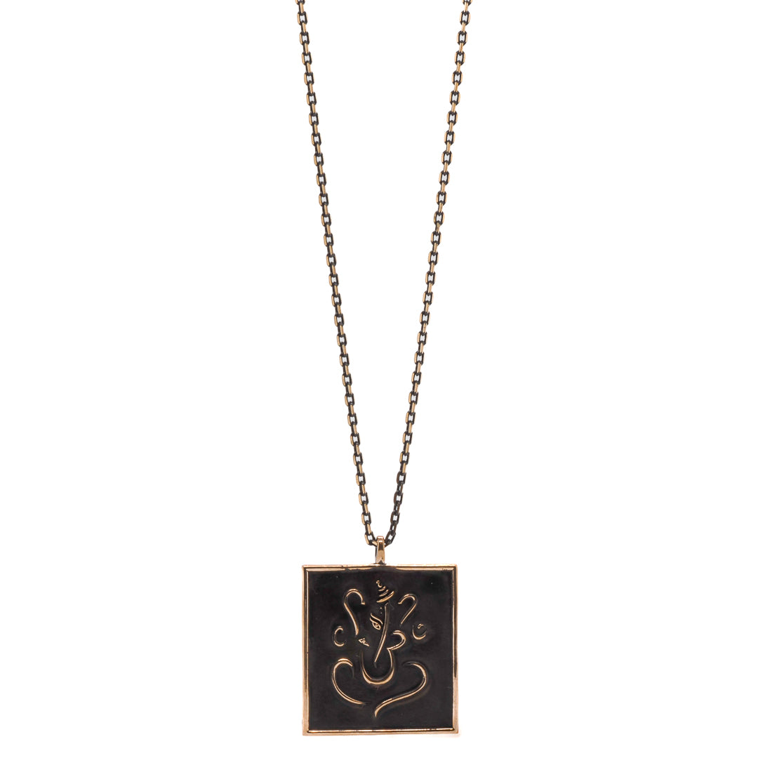 Spiritual Ganesha Necklace - Beautiful accessory with a bronze pendant of Ganesha, representing spiritual guidance and positive energy.