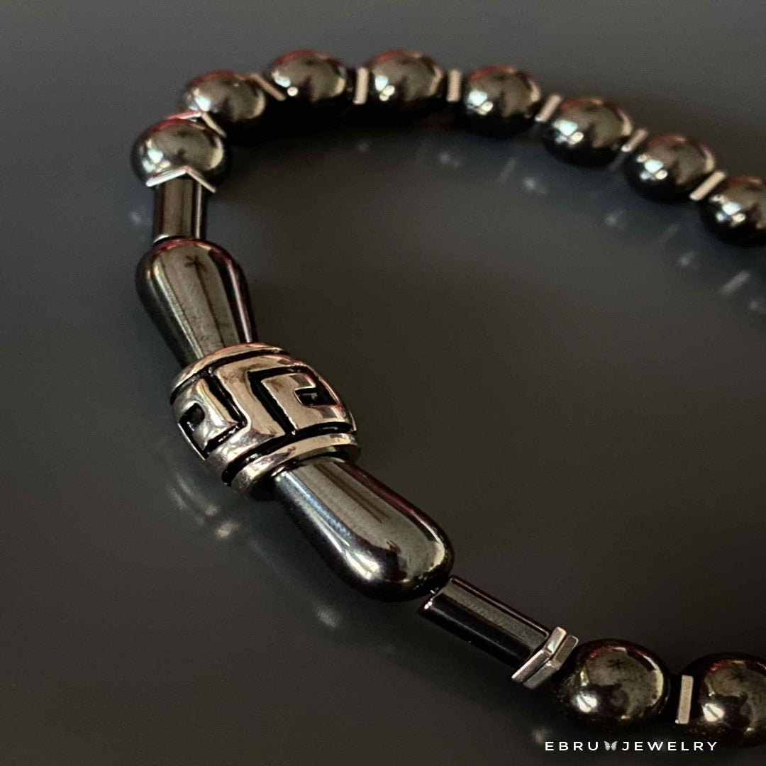 Stylish and powerful Healing Hematite Men Bracelet for balancing energy and promoting focus.