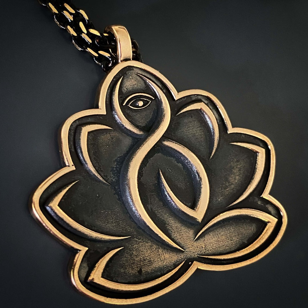 Unleash your inner strength with the Lotus Flower Protective Hope Necklace, featuring a meaningful Buddha quote and intricate pendant design.
