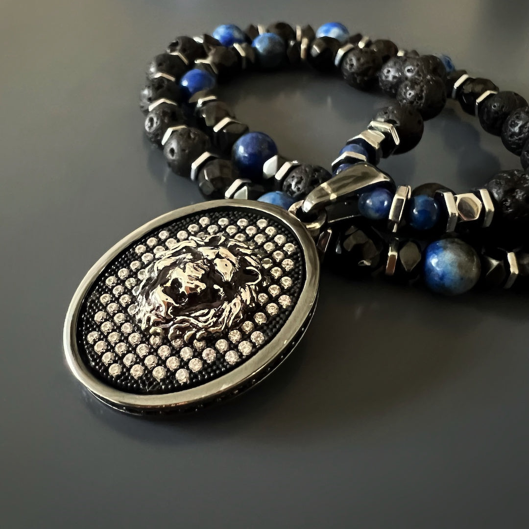 Bold and Stylish - Men&#39;s Necklace with Lion King Pendant.