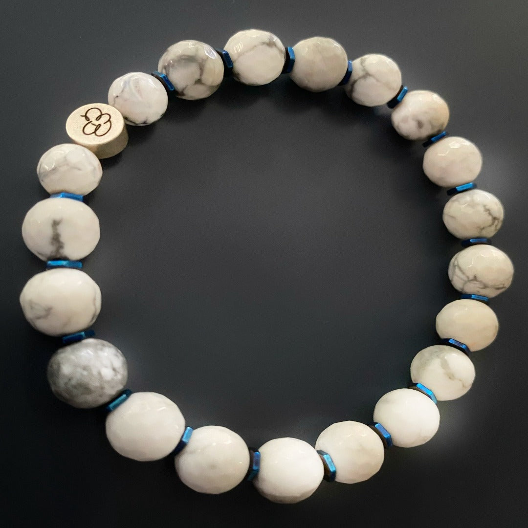 Radiate Elegance - White Howlite Stone Beads Bracelet.