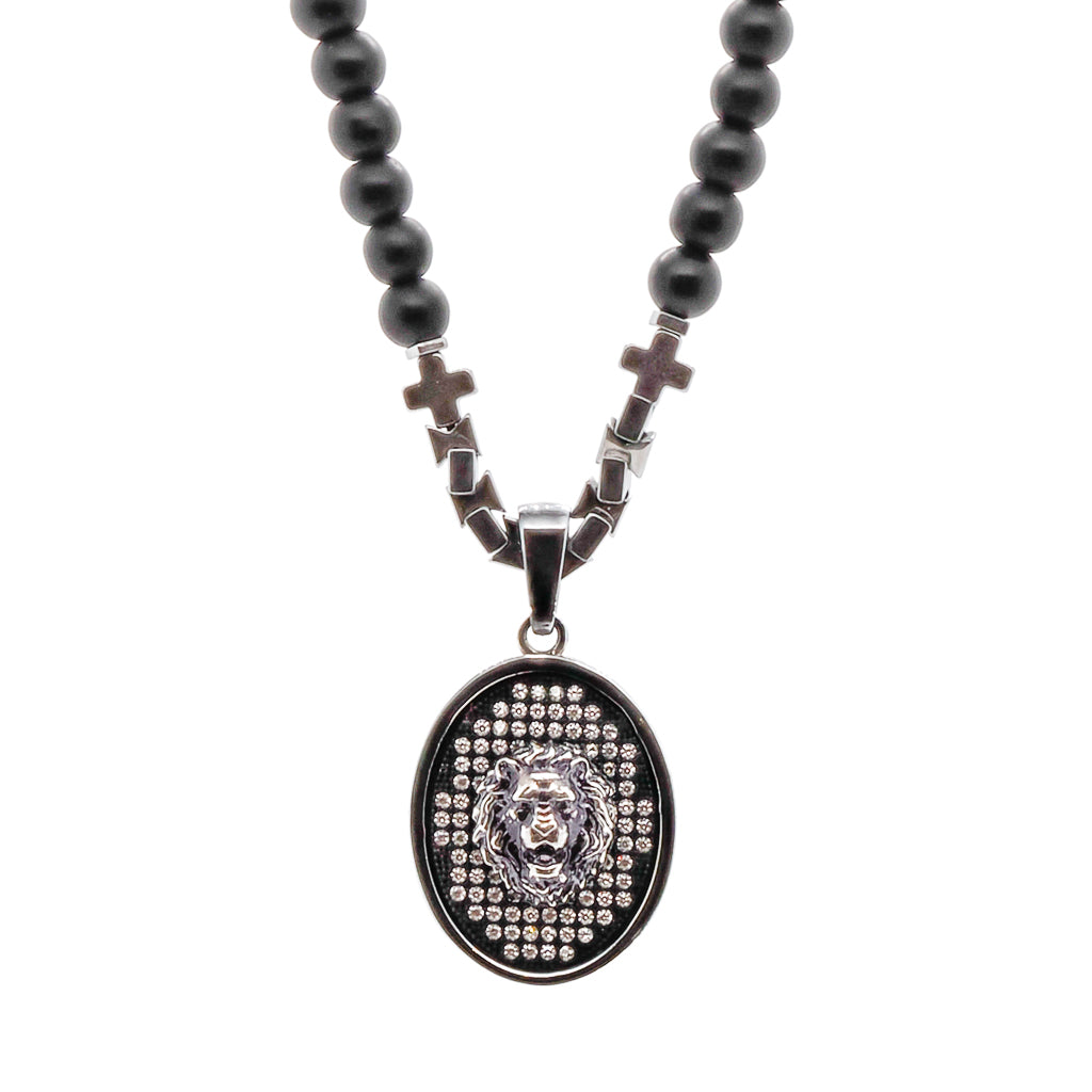 Unleash your inner king with this Black Onyx Lion Men&#39;s Necklace, a powerful and stylish accessory.