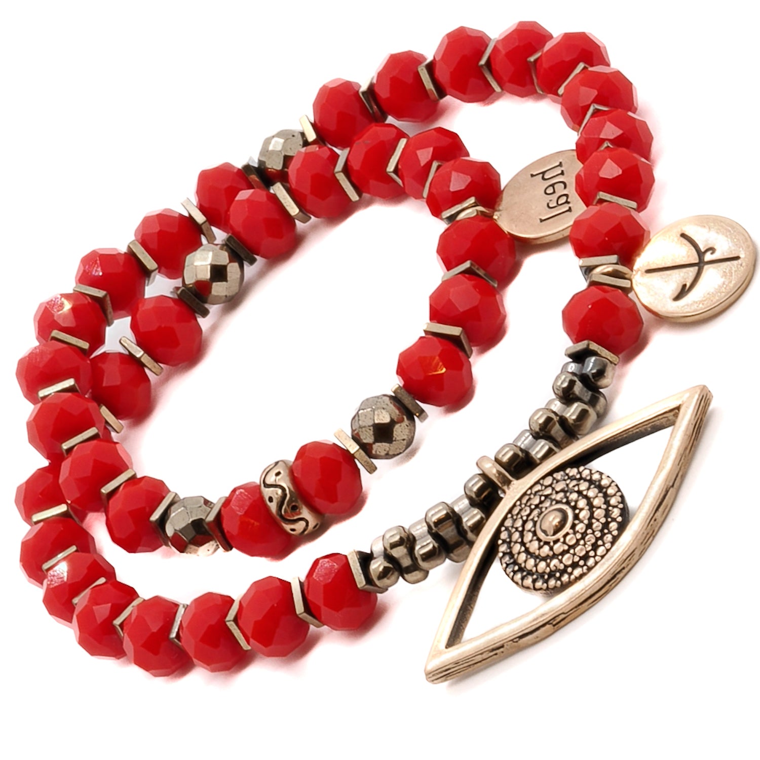 Handcrafted Evil Eye Bracelet with Red Crystal Beads: Each bracelet is meticulously handmade, ensuring a unique and meaningful piece that reflects your individuality.