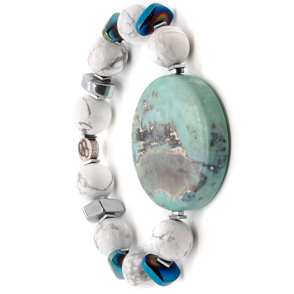 Embrace the serenity of the Ocean Bracelet, combining the beauty of nature with handmade craftsmanship.