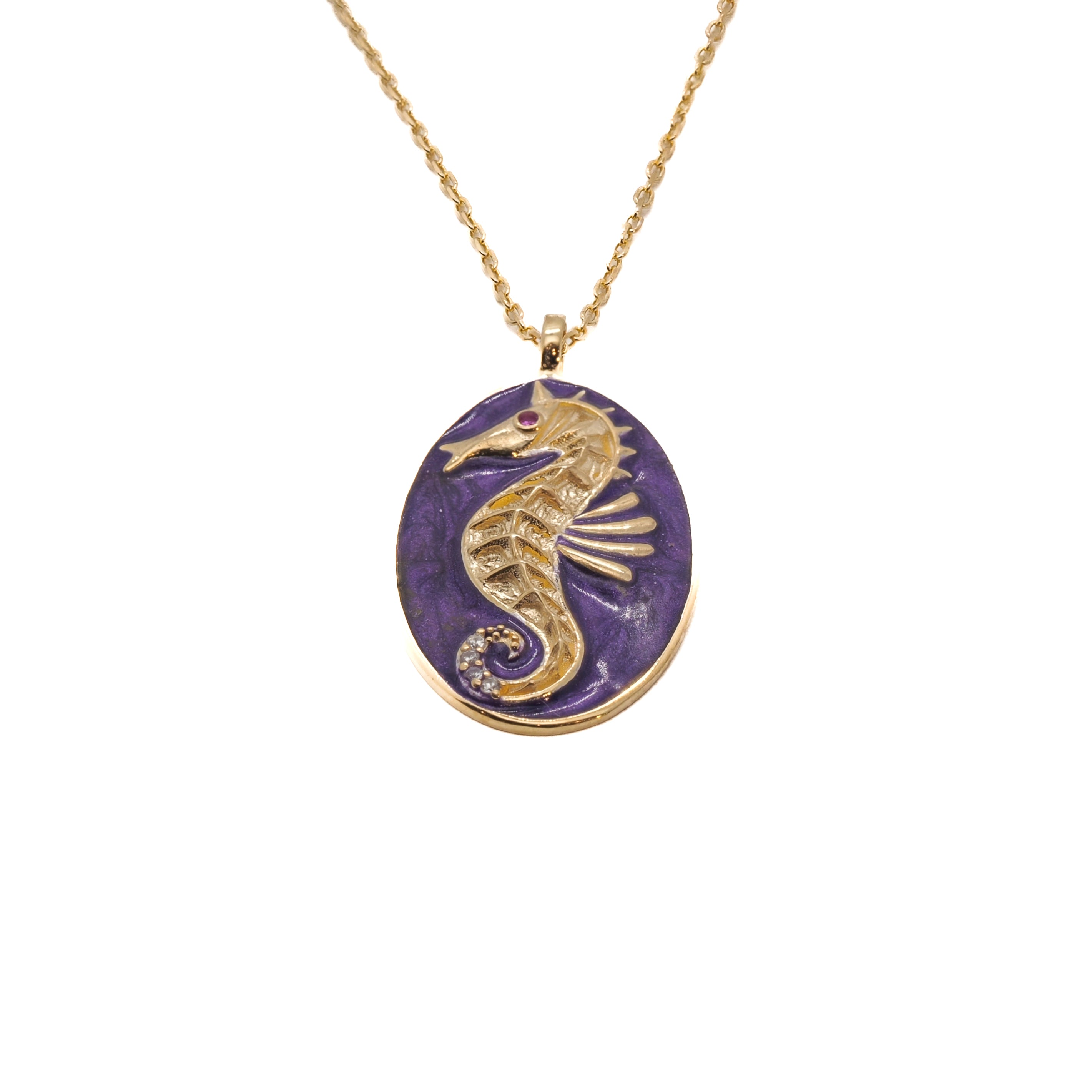 A close-up of the Spirit Animal Seahorse Necklace, showcasing the expert craftsmanship and stunning gold-plated seahorse pendant.