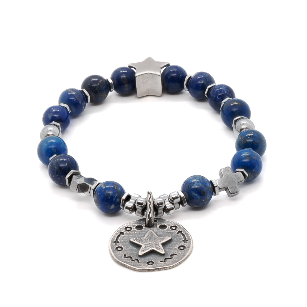 Experience the stylish elegance of the Star Blue Lapis Lazuli Bracelet, featuring lapis lazuli stone beads and a shining silver star accent.